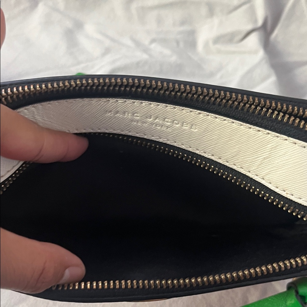 Marc Jacob’s camera bag - Picture 8 of 12